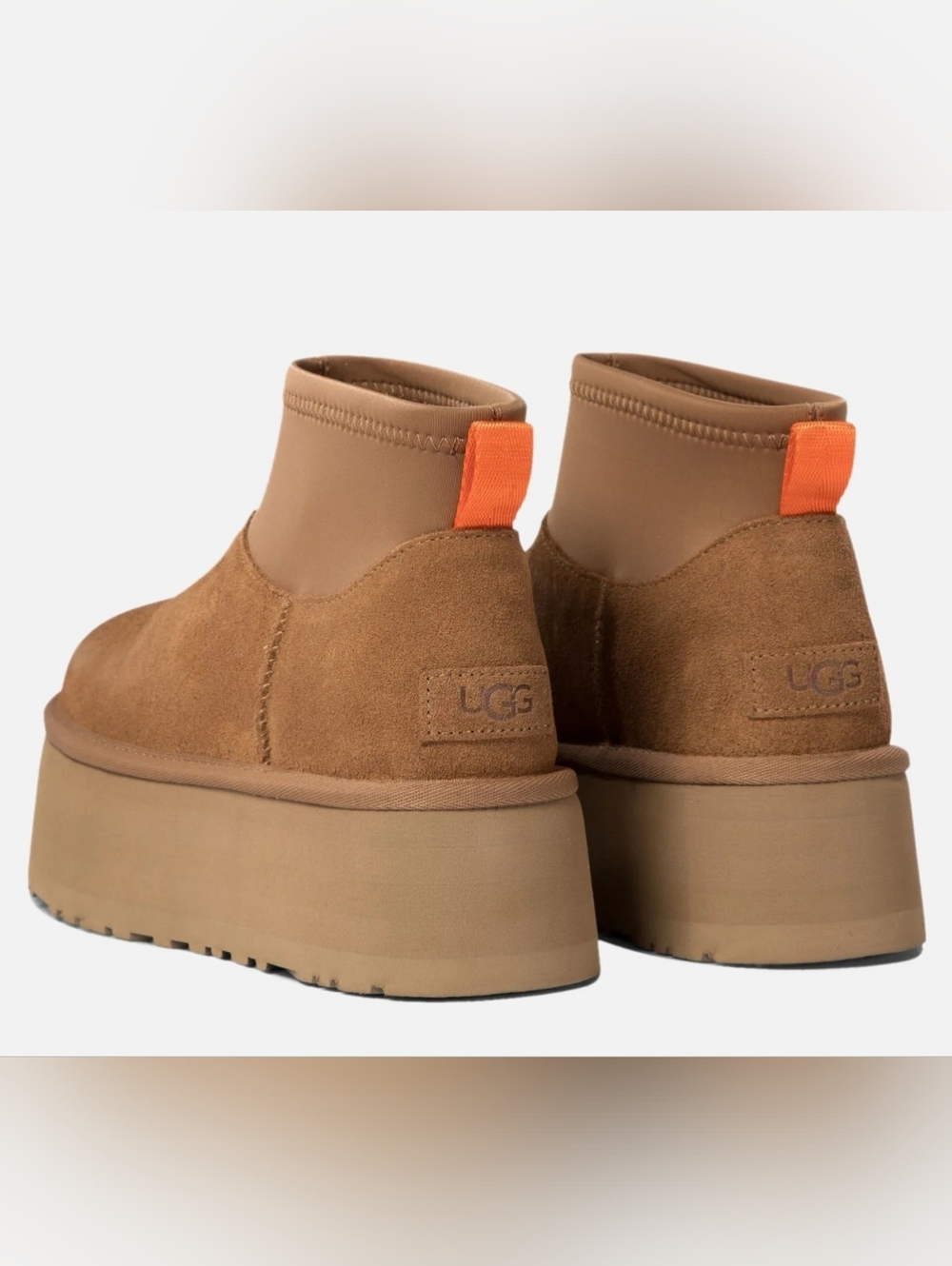 New 100% Authentic UGG Classic Mini Dipper Platform Chestnut Boots Size 8 Women'